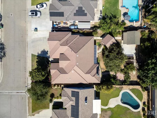 9316 Leslie Deann Court, Bakersfield, CA 93312