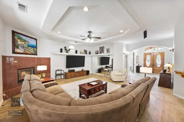 5307 Glacier Springs Dr, Bakersfield, CA 93313-5171