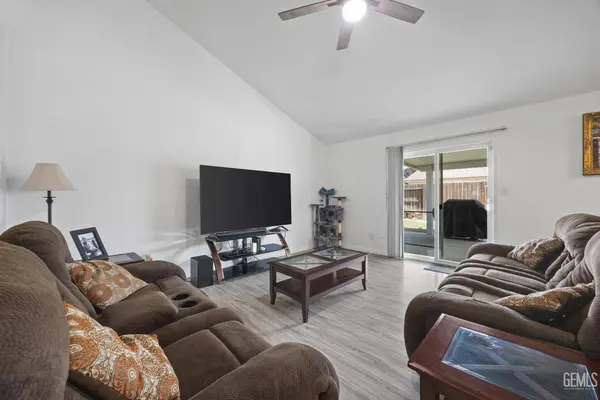 5504 Baja Drive, Bakersfield, CA 93307