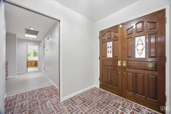 11701 Palm Avenue, Bakersfield, CA 93312