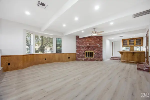 11701 Palm Avenue, Bakersfield, CA 93312