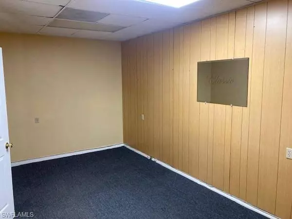 960 Chalmer DR #106, Marco Island, FL 34145