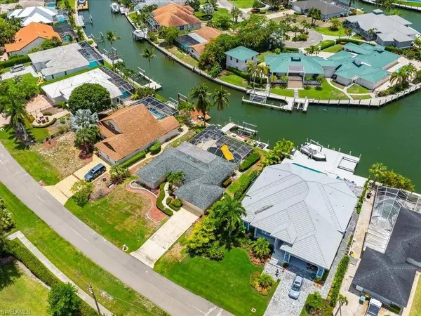 1104 Gayer WAY, Marco Island, FL 34145