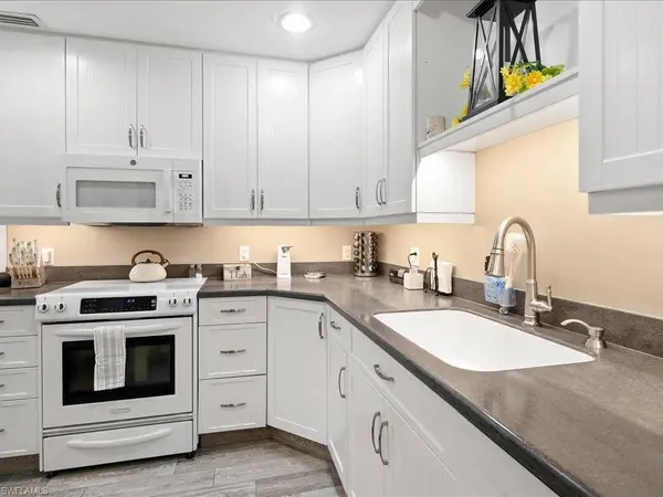 112 Marco Villas DR #U2, Marco Island, FL 34145