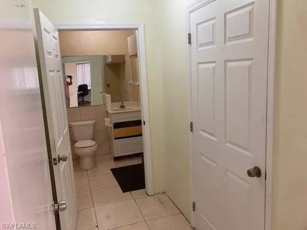 960 Chalmer DR #106, Marco Island, FL 34145