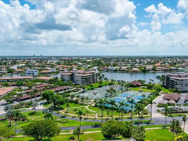 380 Seaview CT #204, Marco Island, FL 34145