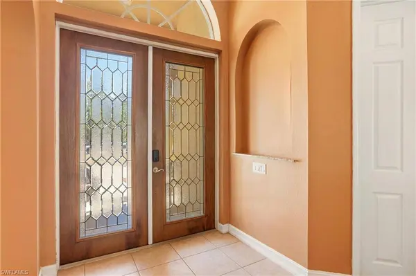 1485 Desoto BLVD N, Naples, FL 34120