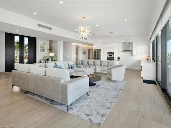 1798 Wavecrest CT, Marco Island, FL 34145