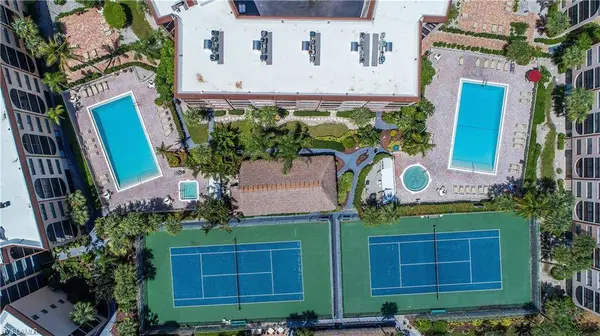 995 Anglers CV #N402, Marco Island, FL 34145