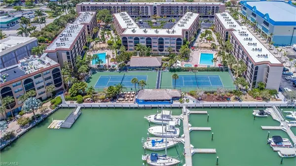 995 Anglers CV #N402, Marco Island, FL 34145