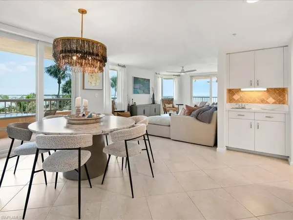 990 Cape Marco DR #201, Marco Island, FL 34145
