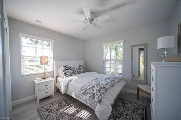 911 Heron CT, Marco Island, FL 34145