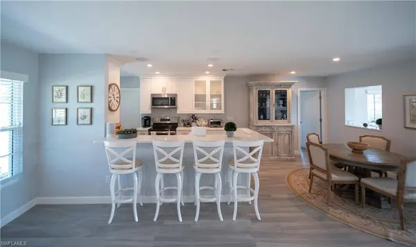 911 Heron CT, Marco Island, FL 34145