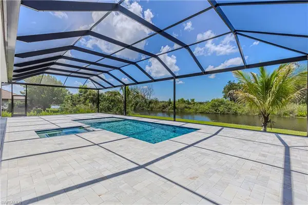 18433 Royal Hammock BLVD, Naples, FL 34114