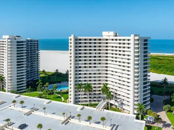 320 Seaview CT #904