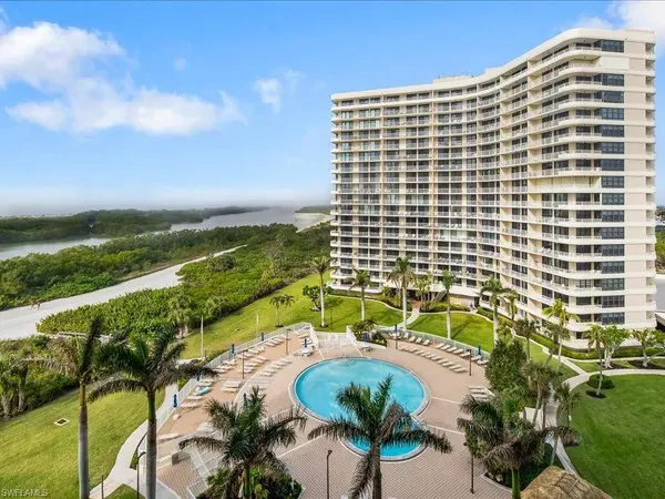 380 Seaview CT #204, Marco Island, FL 34145