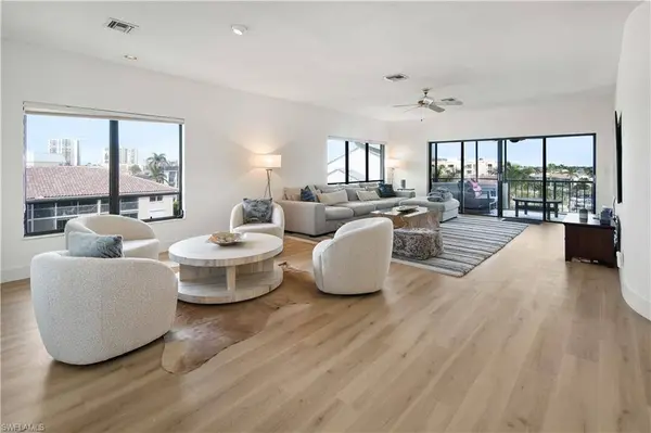 1041 Swallow AVE #PH-1, Marco Island, FL 34145