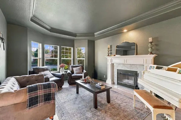 811 Greystone CT, Gilroy, CA 95020