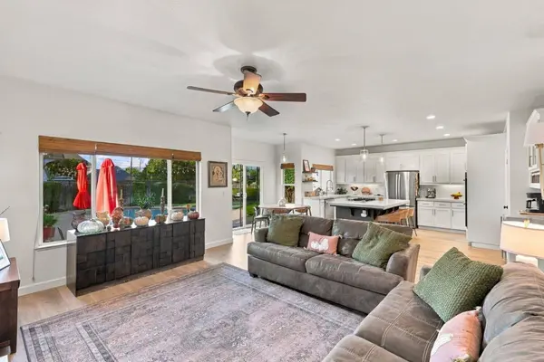 811 Greystone CT, Gilroy, CA 95020