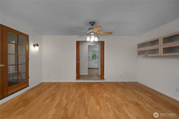 1817 Allegro DR SE, Olympia, WA 98501