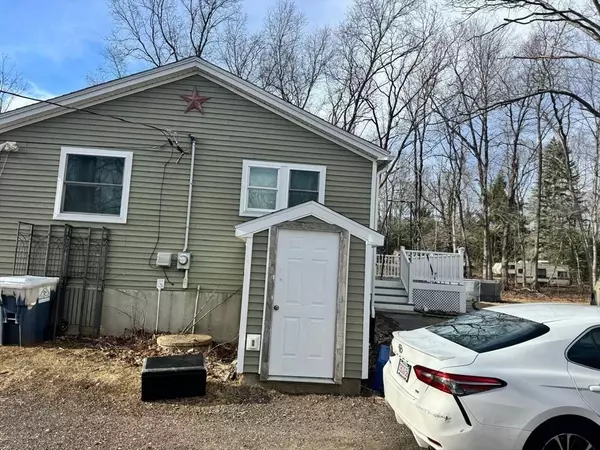 76 New Braintree Rd, North Brookfield, MA 01535