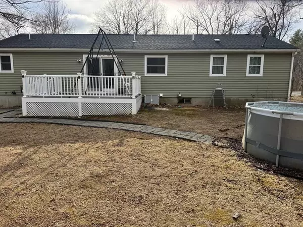 76 New Braintree Rd, North Brookfield, MA 01535