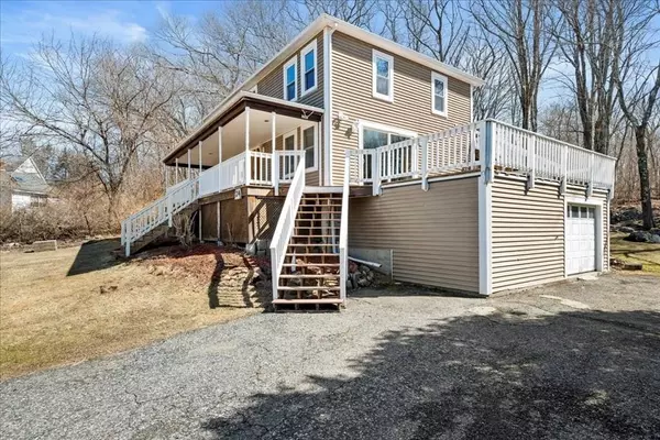 24 Whitney, Shrewsbury, MA 01545