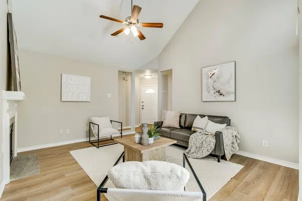 18055 Whispering Gables Lane, Dallas, TX 75287