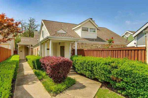 18055 Whispering Gables Lane, Dallas, TX 75287