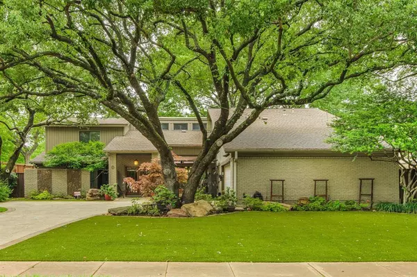 2718 W Prairie Creek Drive, Richardson, TX 75080