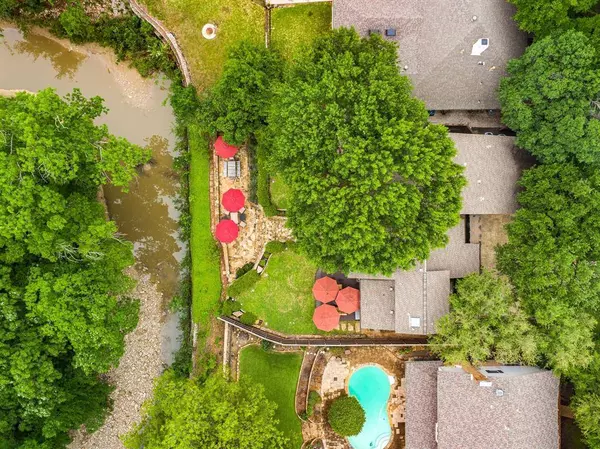 2718 W Prairie Creek Drive, Richardson, TX 75080