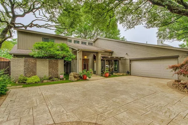 2718 W Prairie Creek Drive, Richardson, TX 75080