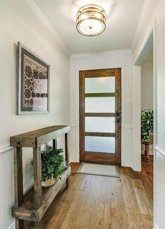 320 Crestover Drive, Richardson, TX 75080