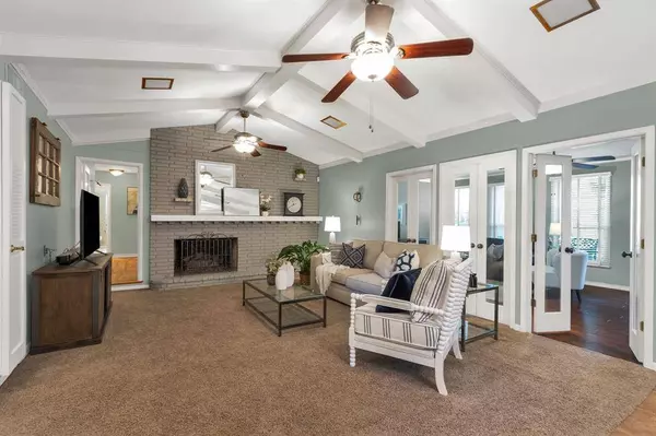 11217 Wonderland Trail, Dallas, TX 75229