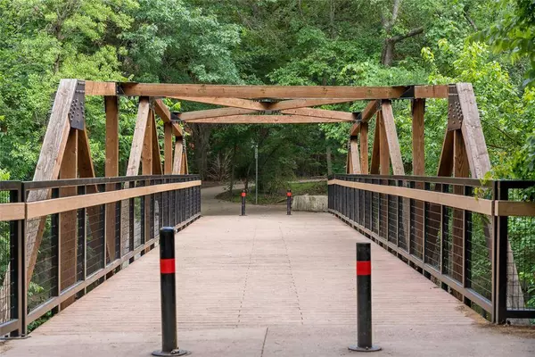 431 Ridge Crest Drive, Richardson, TX 75080