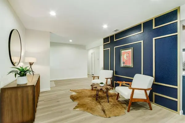 521 Sage Valley Drive, Richardson, TX 75080