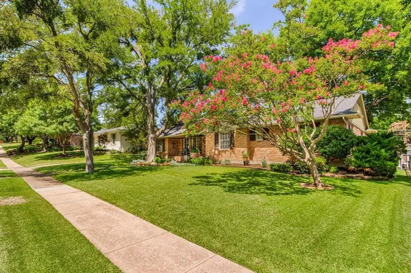 2404 Grandview Drive, Richardson, TX 75080