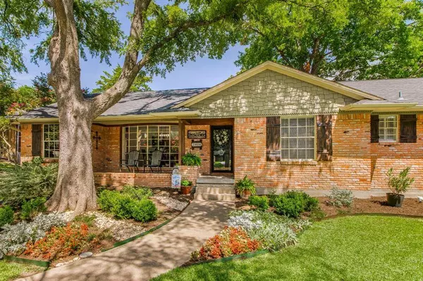 2404 Grandview Drive, Richardson, TX 75080