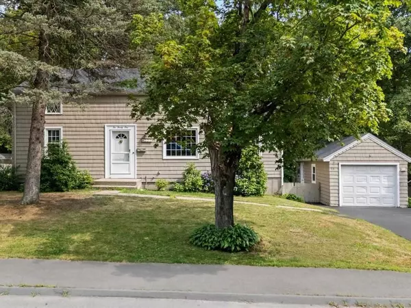 221 Kings Grant Rd, Marlborough, MA 01752