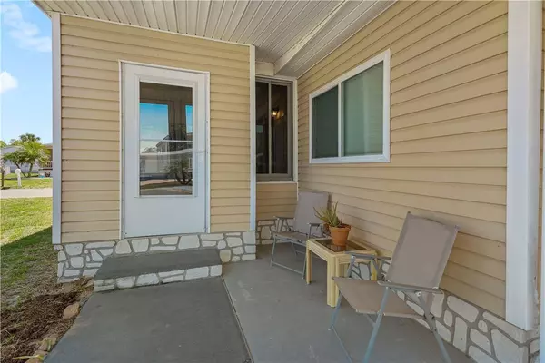 810 Beech CT, Sebastian, FL 32976