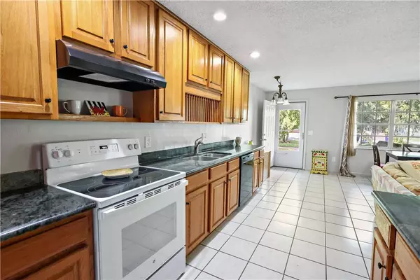 8520 US Highway 1 #E-4, Sebastian, FL 32976