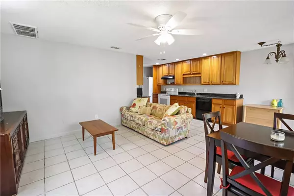 8520 US Highway 1 #E-4, Sebastian, FL 32976