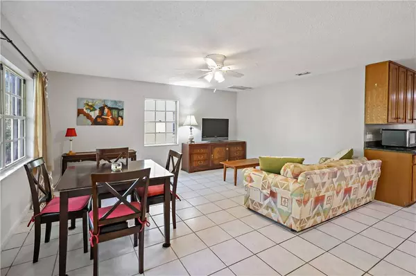 8520 US Highway 1 #E-4, Sebastian, FL 32976