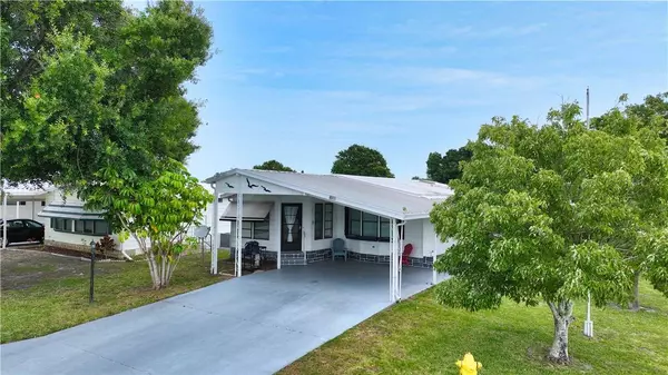 821 Bougainvillea CIR, Sebastian, FL 32976