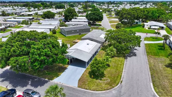 821 Bougainvillea CIR, Sebastian, FL 32976