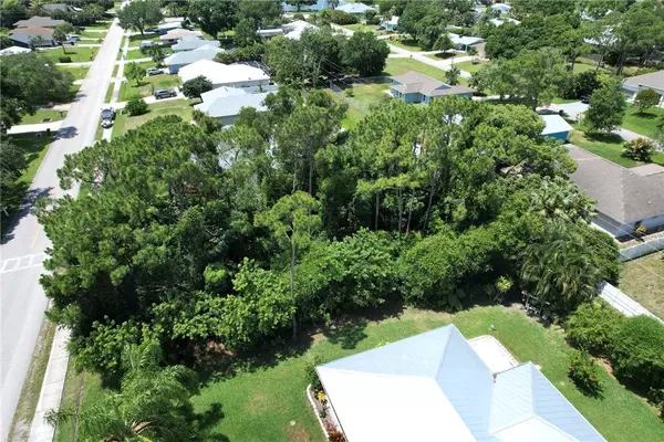 418 Easy ST, Sebastian, FL 32958