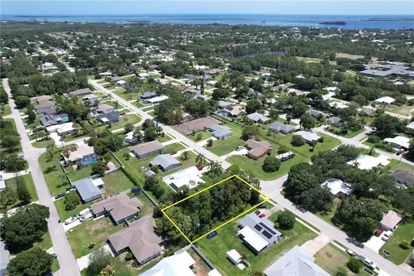 418 Easy ST, Sebastian, FL 32958