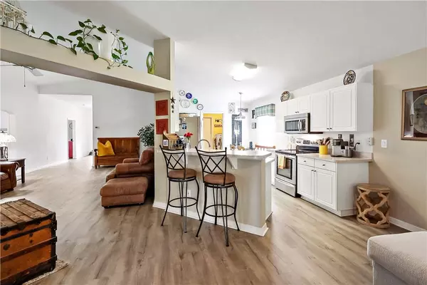 587 Cottonwood RD, Sebastian, FL 32958