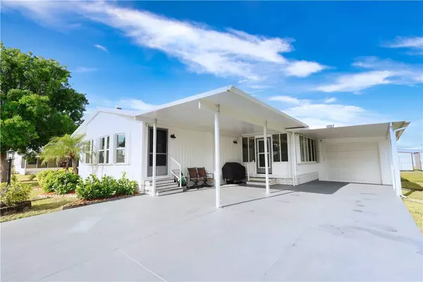 1207 Chipewa DR, Barefoot Bay, FL 32976