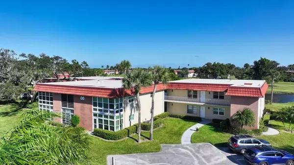 86 Crooked Tree LN #204, Vero Beach, FL 32962